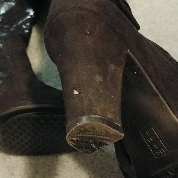 Beautiful high heel boots - Picture 7 of 7